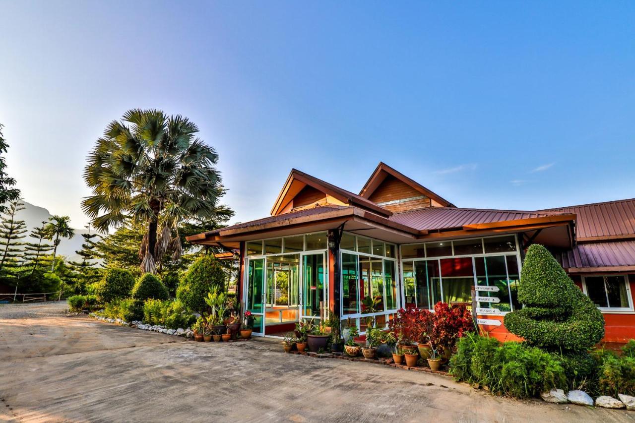 Oyo 416 Golden Nakara Resort Maesai Mae Sai Eksteriør billede